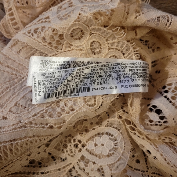 Zara Ruffled Lace Top - Picture 5 of 6